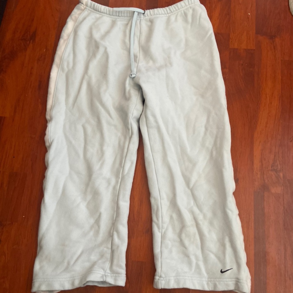 Short baby blue Nike sweatpants